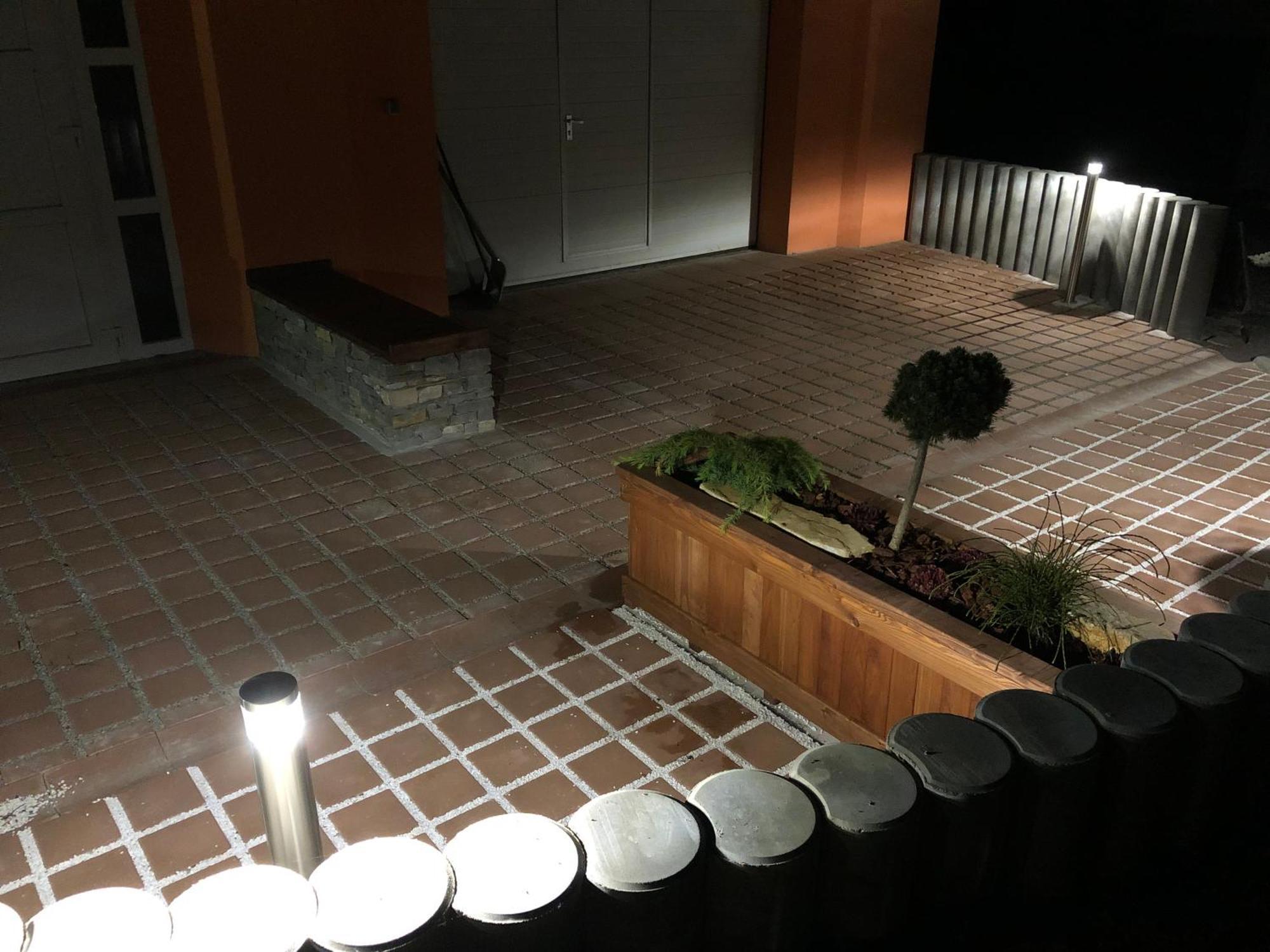 Dnm Inn Korycany エクステリア 写真